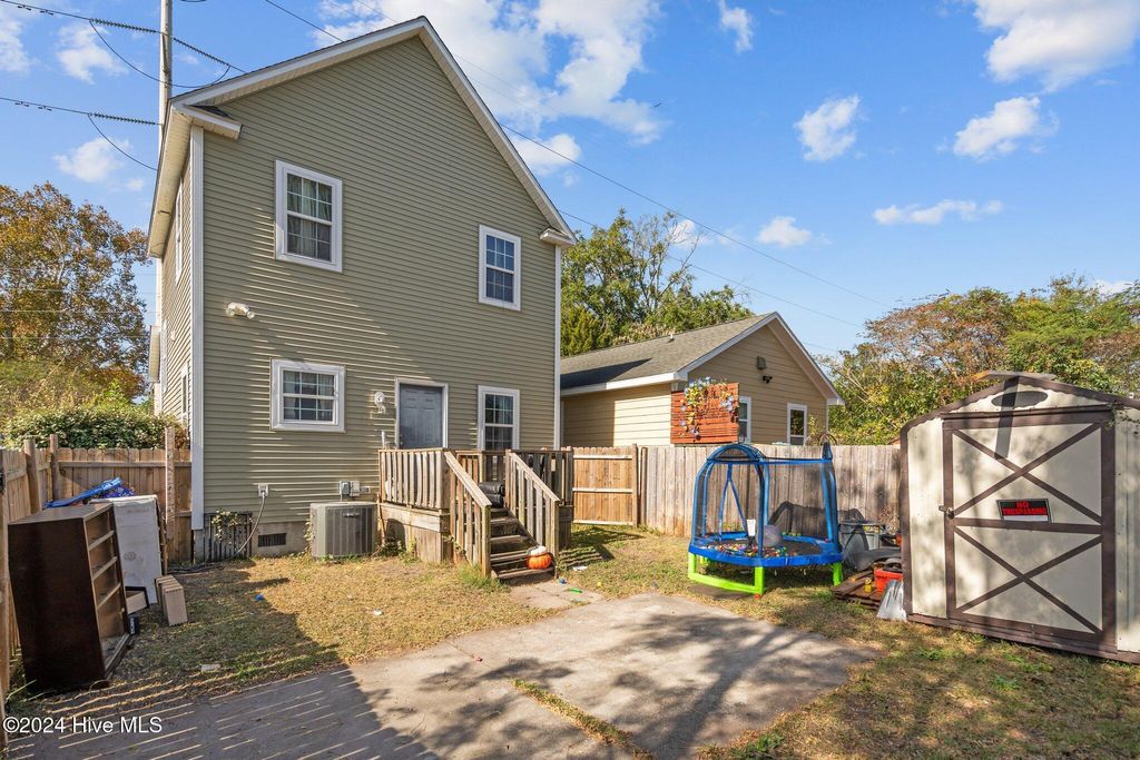 Photo of 123 S 10th Street, Wilmington, NC 28401 (MLS # 100489289)