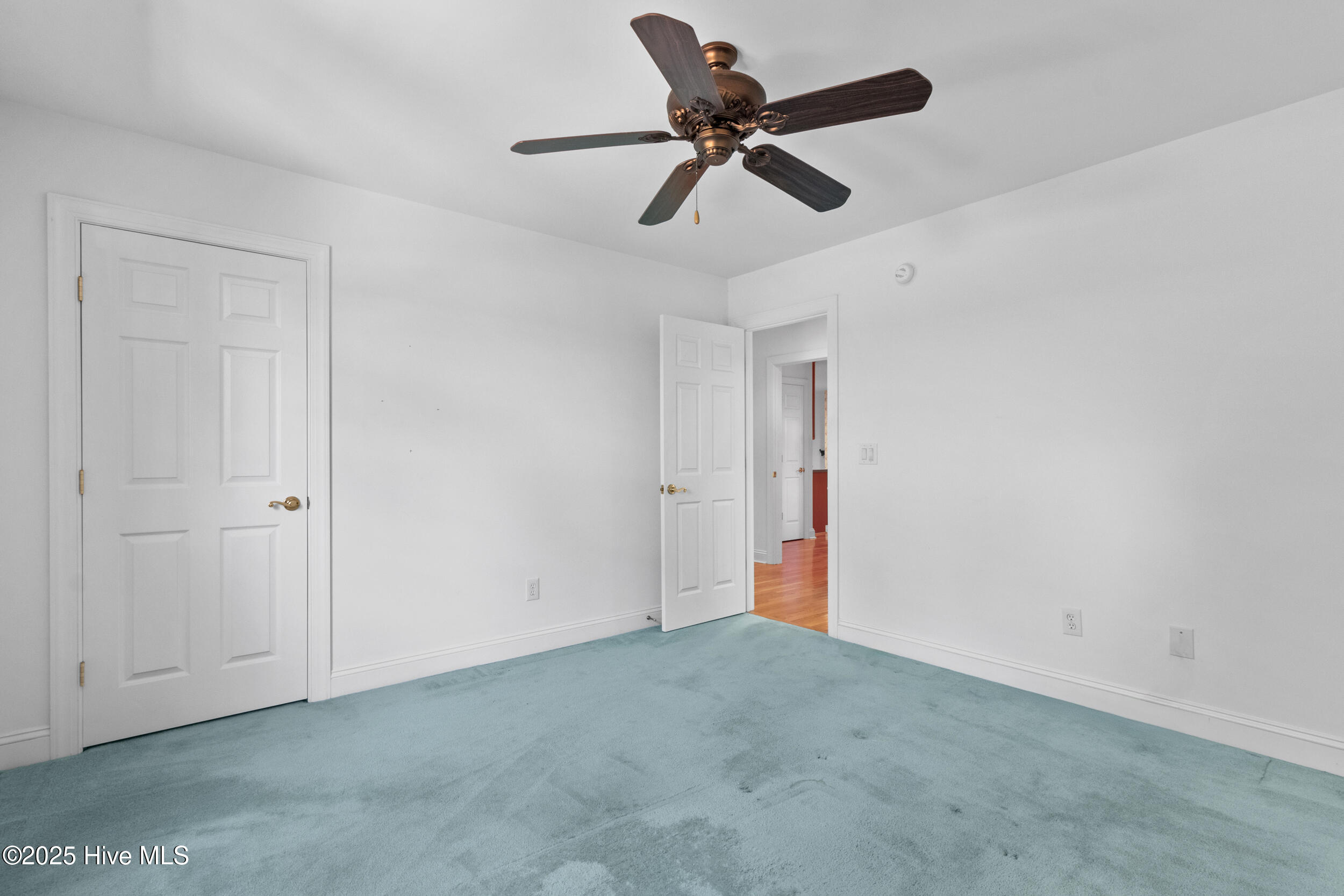 Wilmington, North Carolina 28409, United States, 3 Bedrooms Bedrooms, ,3 BathroomsBathrooms,Residential,Active,255698