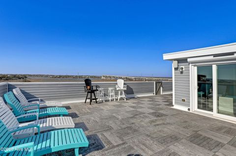 Tiny photo for 106 Charlotte Avenue, Surf City, NC 28445 (MLS # 100554934)