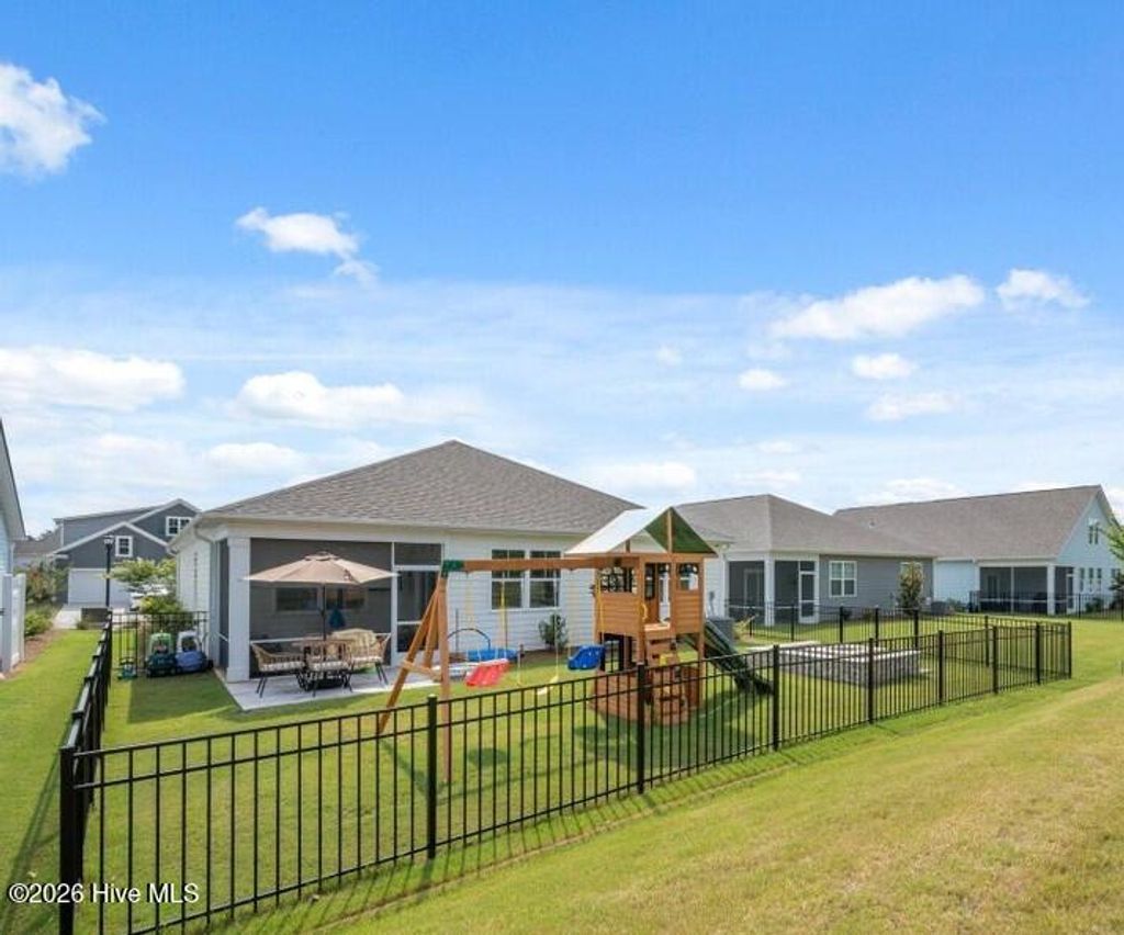 Photo of 7148 Foxhollow Lane, Leland, NC 28451 (MLS # 100548554)