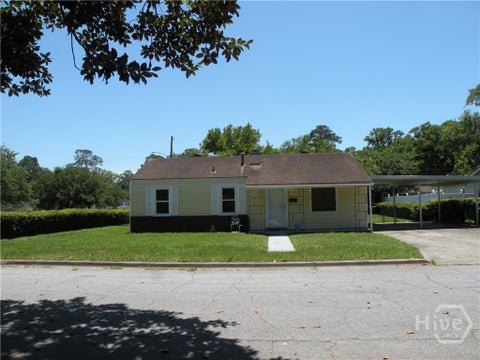 Photo of 2221 E 57th Street, Savannah, GA 31404 (MLS # SA357654)