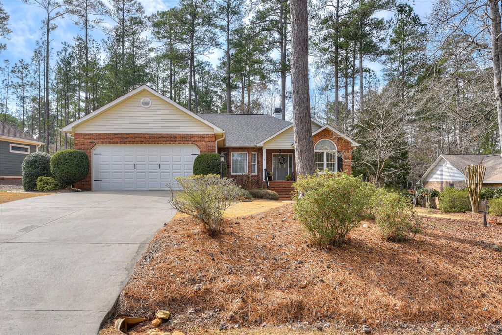 Photo of 306 Greenview Court, McCormick, SC 29835 (MLS # 552422)