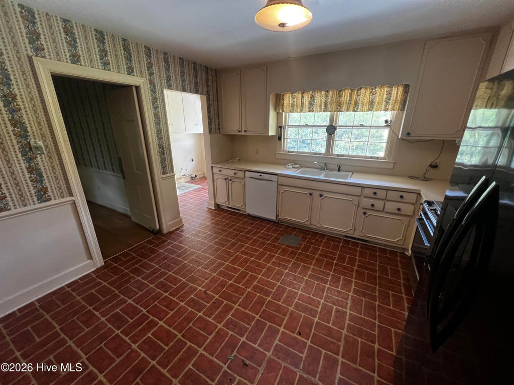 Photo of 308 Forest Hills Road NW, Wilson, NC 27896 (MLS # 100584115)