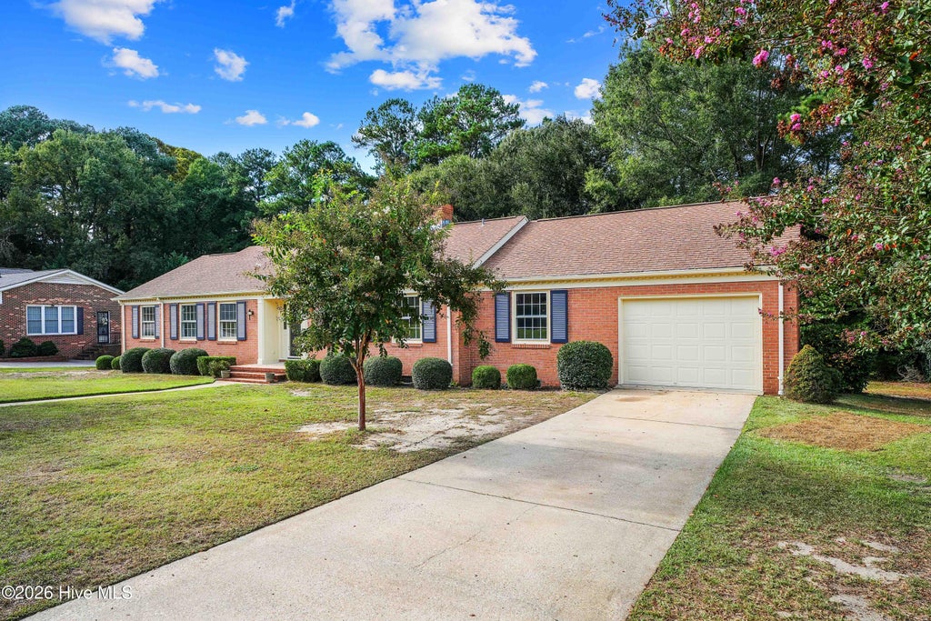 Photo of 611 Gloucester Road, Goldsboro, NC 27534 (MLS # 100606501)