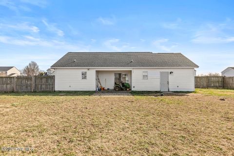 Tiny photo for 107 Airleigh Place, Richlands, NC 28574 (MLS # 100550831)
