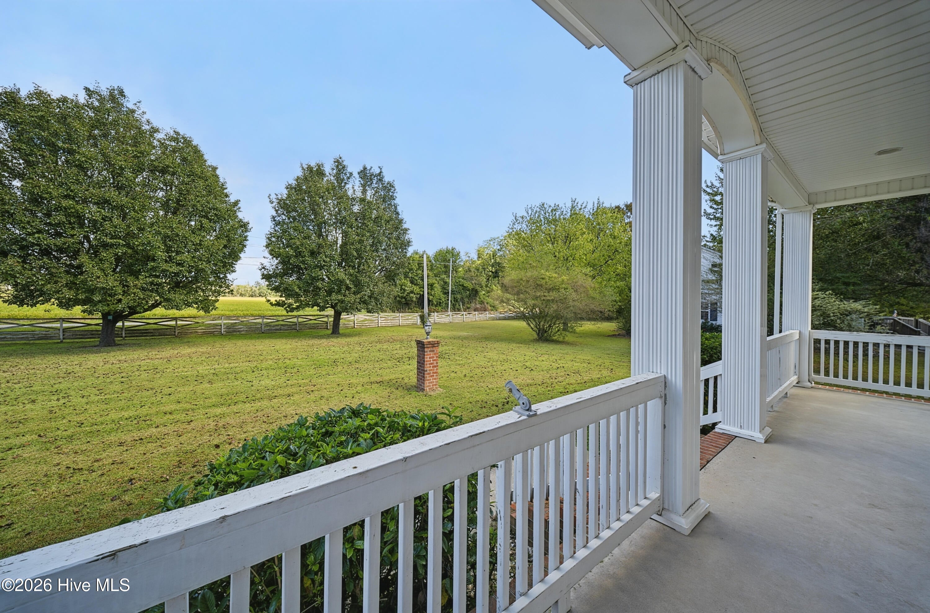 1108 Soundside Road