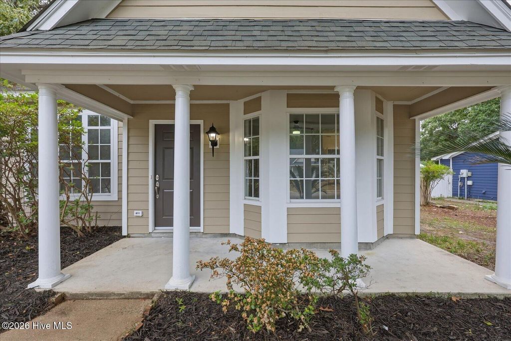 Photo of 1406 Faulkenberry Road, Wilmington, NC 28409 (MLS # 100570357)