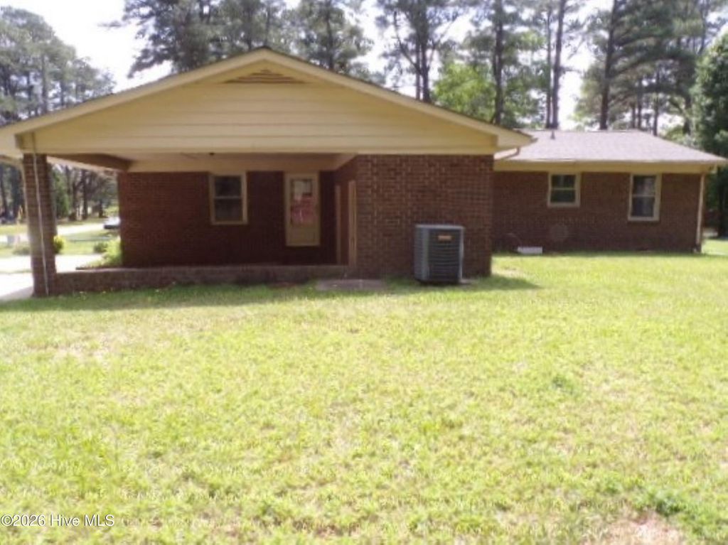 Photo of 6518 Fairway Drive, Grifton, NC 28530 (MLS # 100572060)