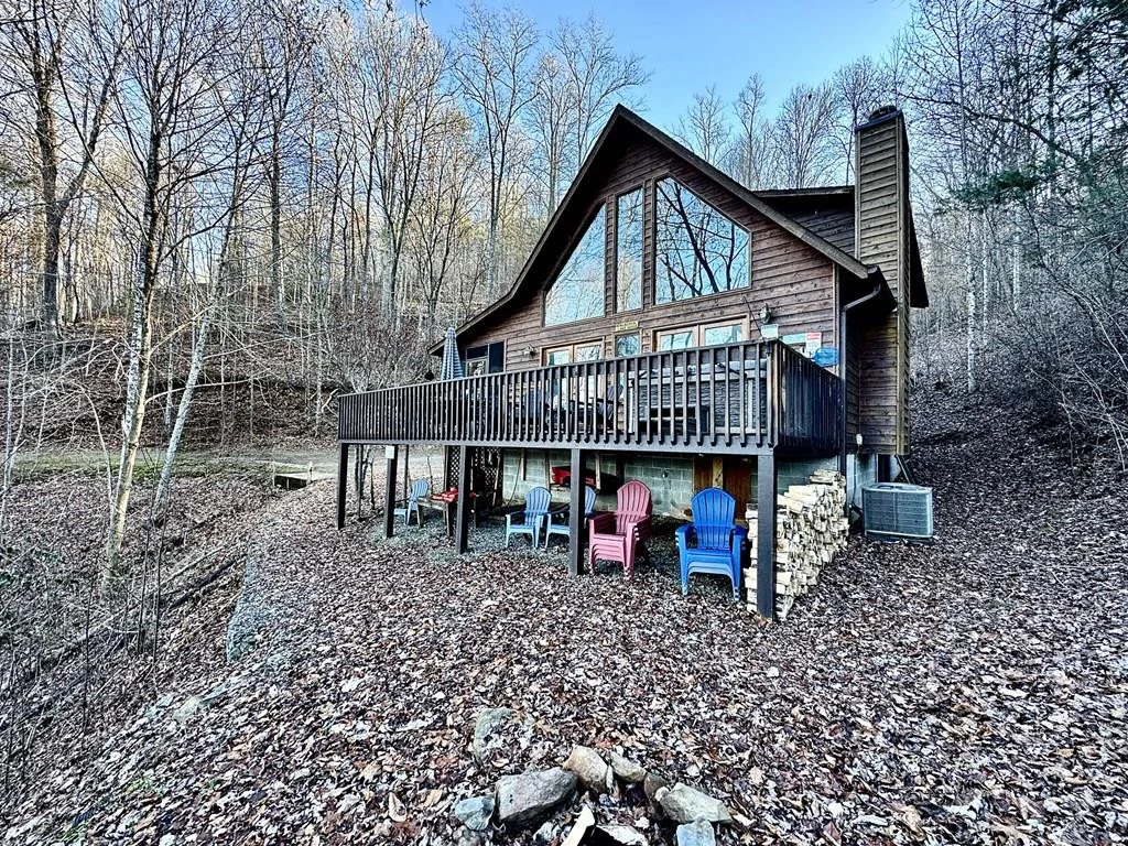 50 Lake Drive