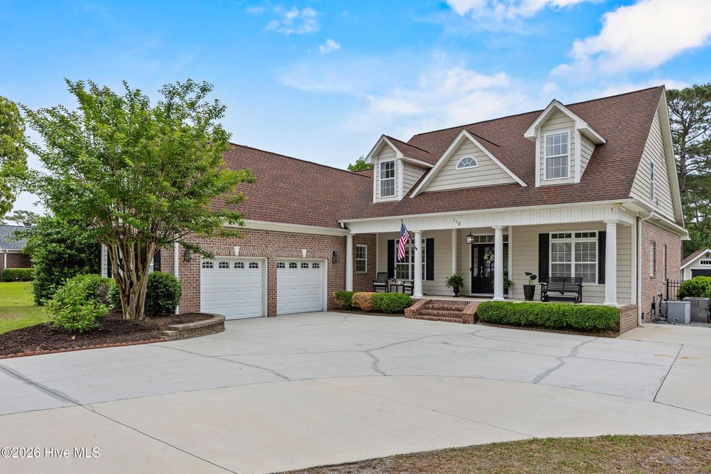 Photo of 118 Golf Terrace Drive, Hampstead, NC 28443 (MLS # 100570726)