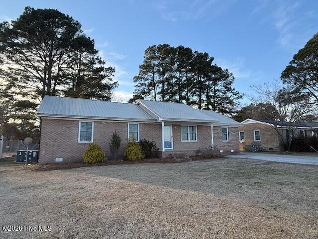 Photo of 4962 Old Tar Road, Winterville, NC 28590 (MLS # 100553879)