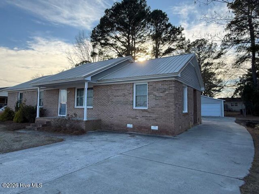 Photo of 4962 Old Tar Road, Winterville, NC 28590 (MLS # 100553879)