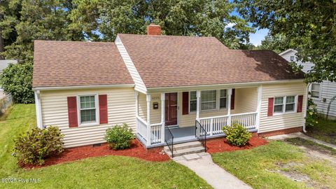 Homes For Sale - 4220 Montague Avenue<br/> Ayden, NC 28513