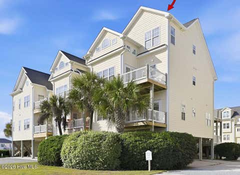 Tiny photo for 215 Summer Winds Place, Surf City, NC 28445 (MLS # 100579553)