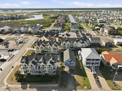 Tiny photo for 215 Summer Winds Place, Surf City, NC 28445 (MLS # 100579553)