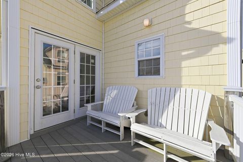 Tiny photo for 215 Summer Winds Place, Surf City, NC 28445 (MLS # 100579553)