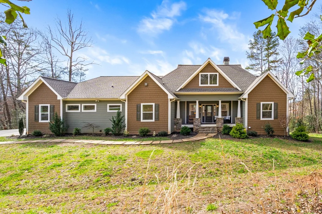 193 Mountain Harbour Drive