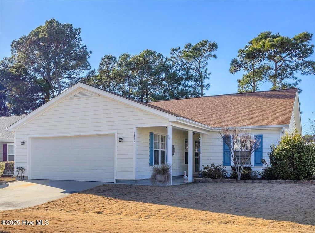 Photo of 5228 Minnesota Drive SE, Southport, NC 28461 (MLS # 100547110)