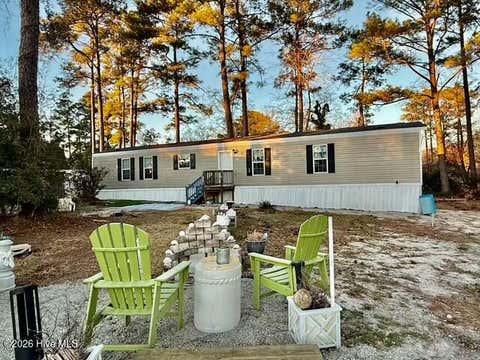Homes For Sale - 104 Lee Court<br/> Swansboro, NC 28584