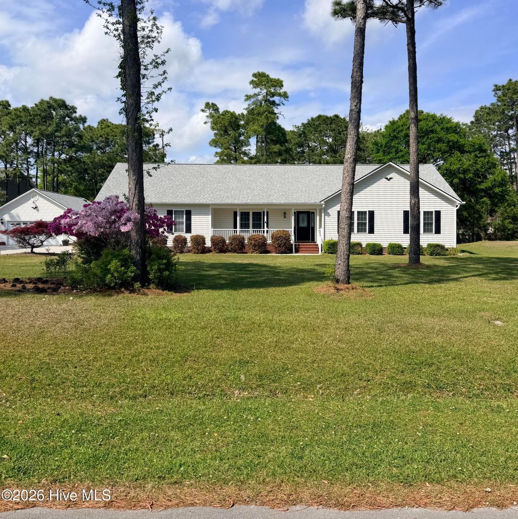 Photo of 215 Winding Creek Way, Hubert, NC 28539 (MLS # 100574112)