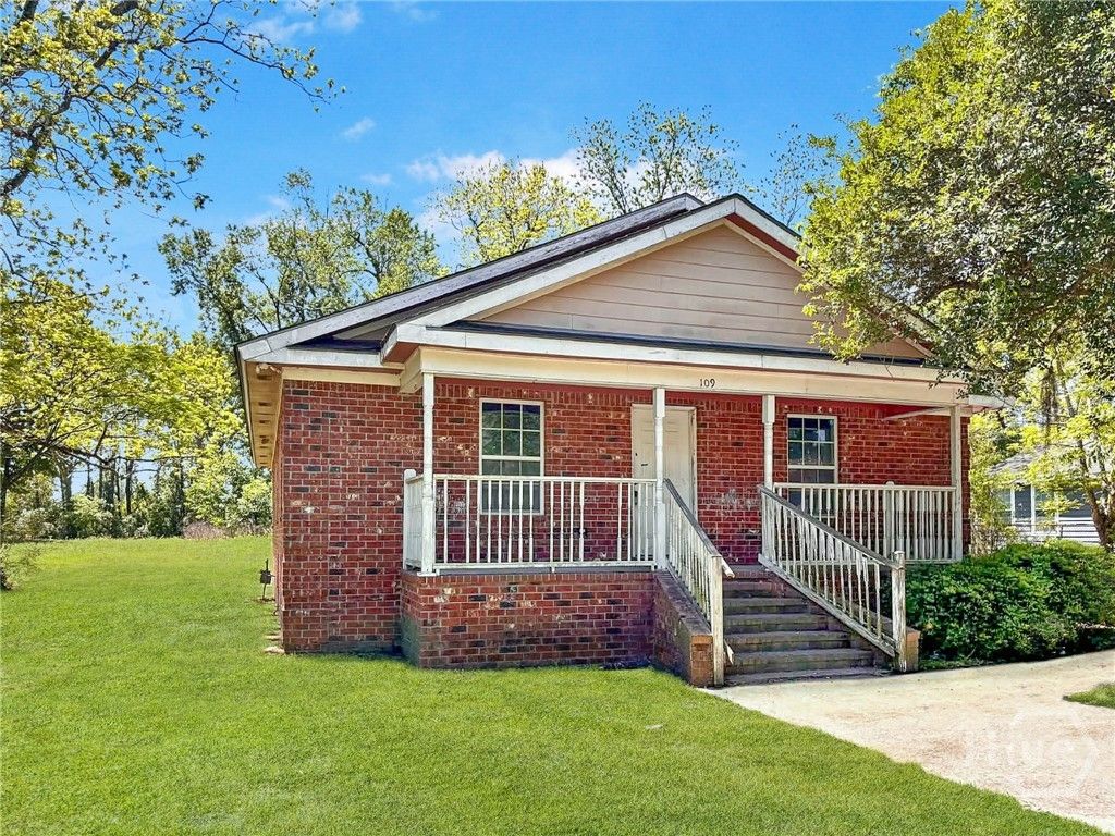 Photo of 109 Darling Street, Savannah, GA 31408 (MLS # SA356468)