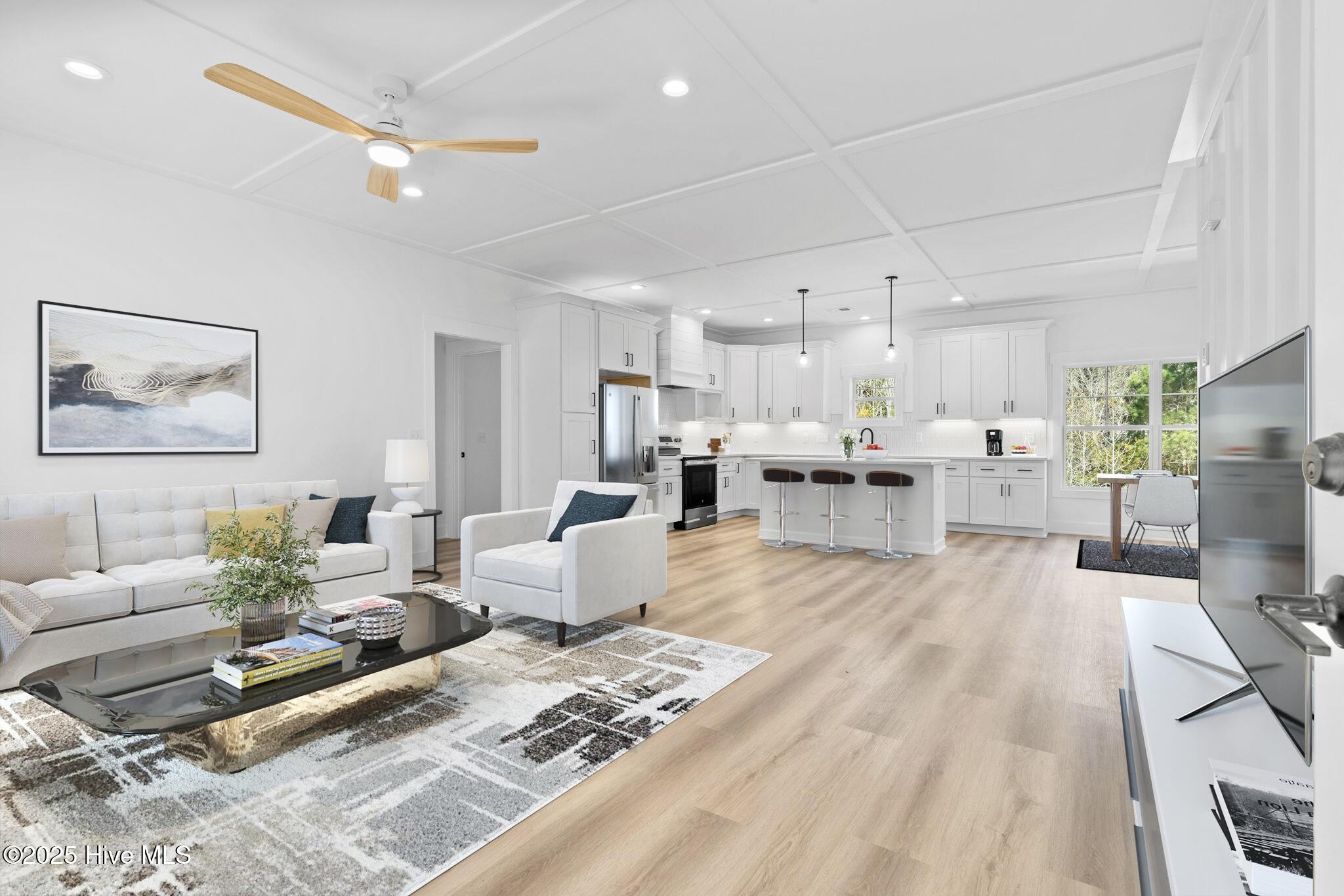 3086 River Hills Drive SW