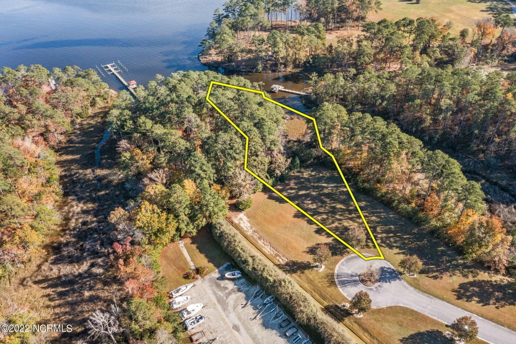 Photo of 178 Carolina Way, Arapahoe, NC 28510 (MLS # 100594068)