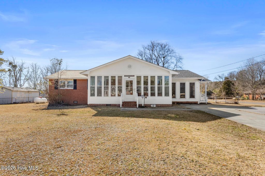 Photo of 61 Dixie Trail, Jacksonville, NC 28546 (MLS # 100560778)