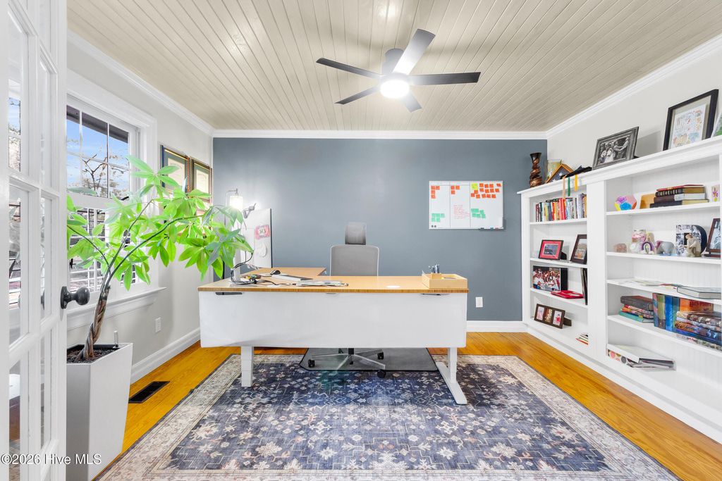 Photo of 800 Arcane Circle, New Bern, NC 28562 (MLS # 100560041)