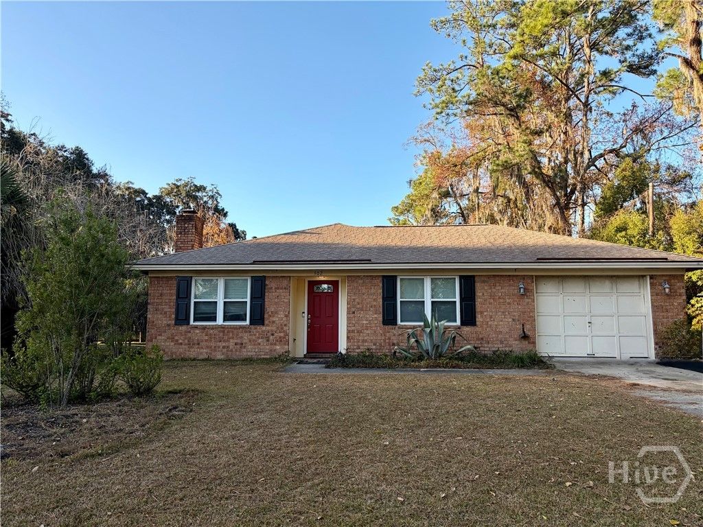 Photo of 302 Burlington Road, Savannah, GA 31410 (MLS # SA345617)