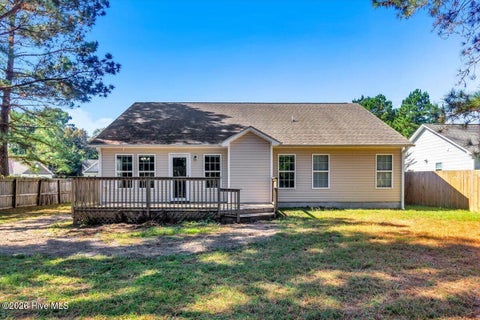 Tiny photo for 207 Demetrius Court, Hubert, NC 28539 (MLS # 100610805)