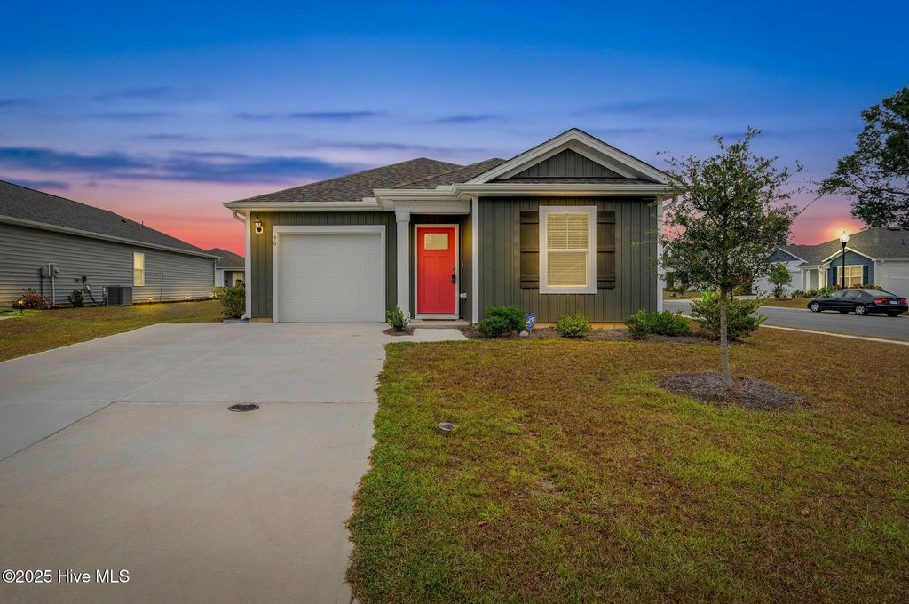 Photo of 90 Eagle Creek Drive NE, Bolivia, NC 28422 (MLS # 100574675)