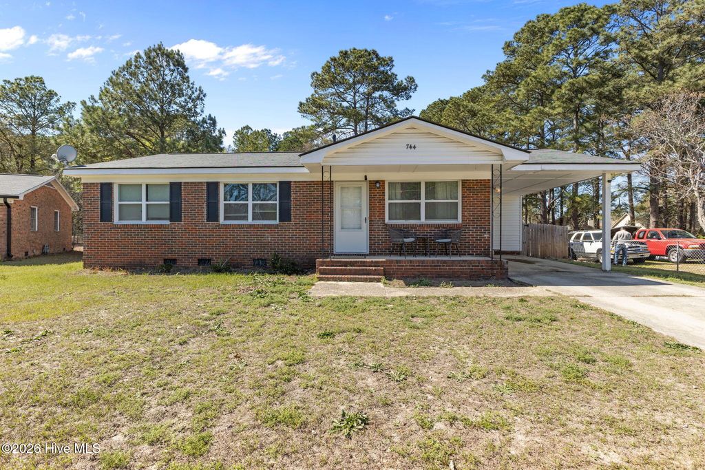 Photo of 744 Rustland Drive, Fayetteville, NC 28301 (MLS # 100561871)