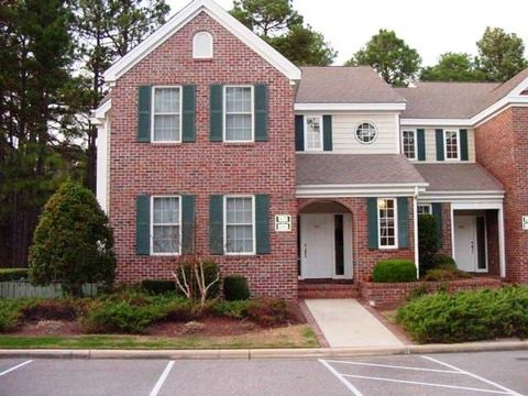 Condo For Rent - 1521 Woodbrooke Drive<br/> Southern Pines, NC 28387