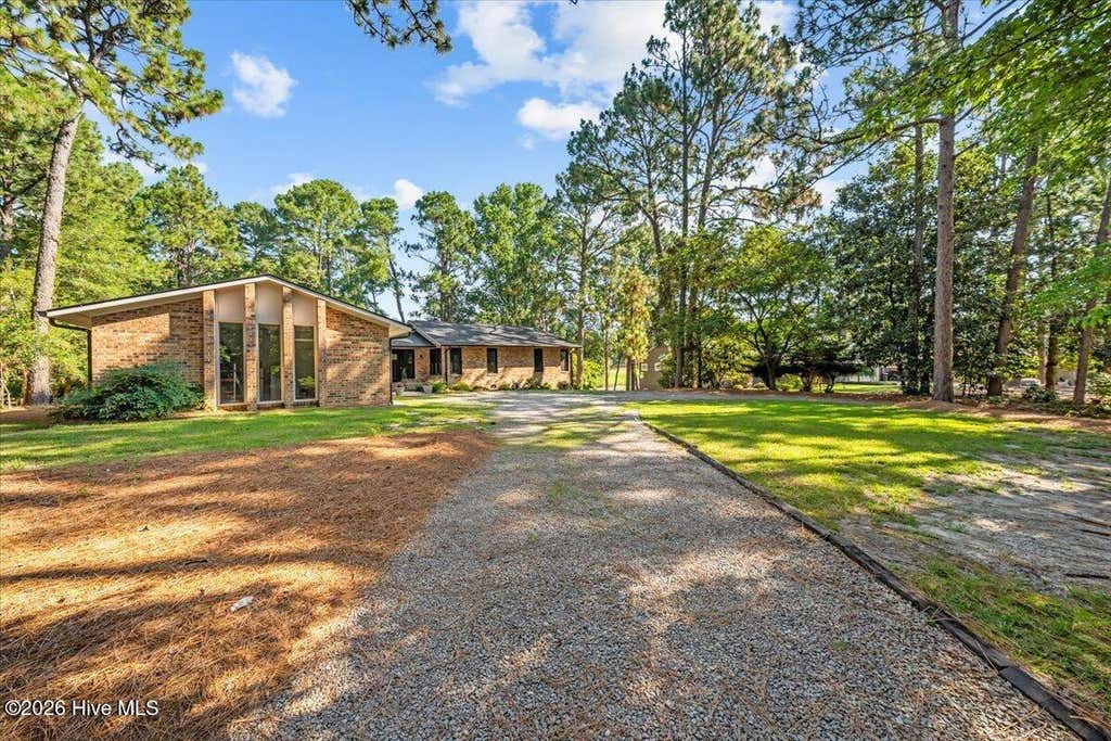 Photo of 5 Crows Nest, Whispering Pines, NC 28327 (MLS # 100592482)