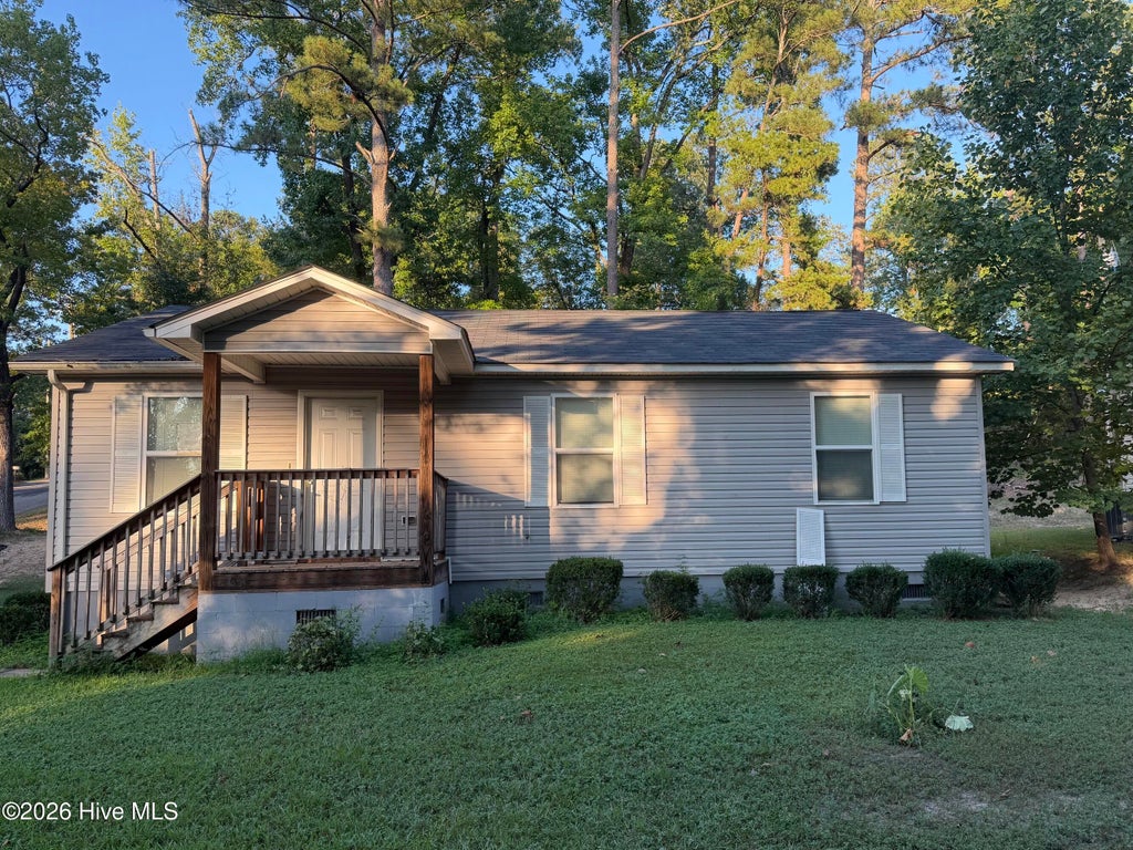 Photo of 103 Samuels Road, North Augusta, SC 29841 (MLS # 100604240)