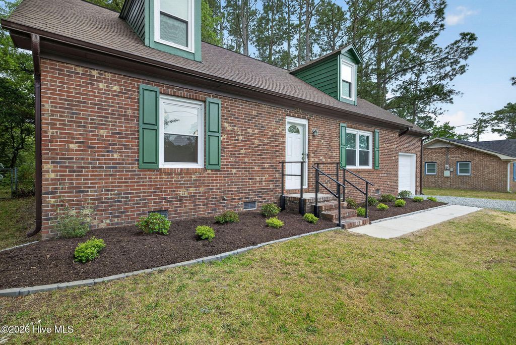 Photo of 341 Milford Road, Wilmington, NC 28405 (MLS # 100570954)