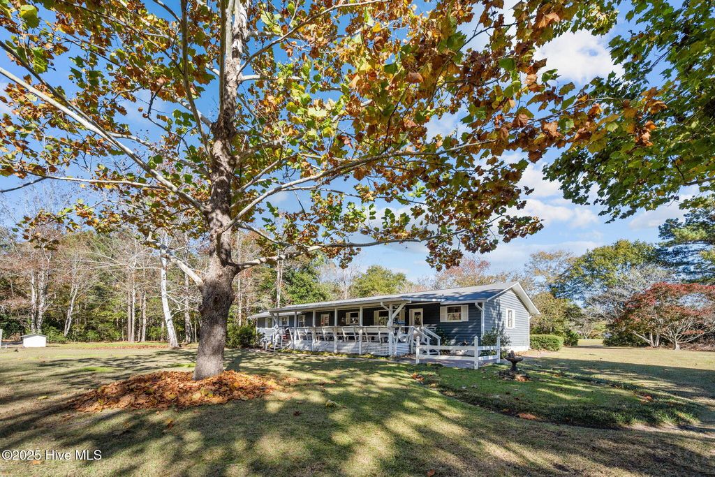 Photo of 111 Scotch Bonnet Way, Hampstead, NC 28443 (MLS # 100541666)