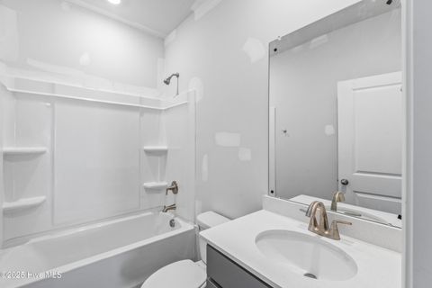 Tiny photo for 628 S Squires Run Lane, Richlands, NC 28574 (MLS # 100546413)