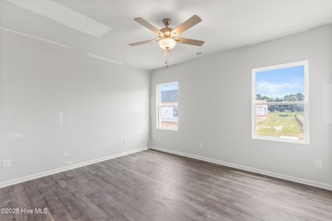 Tiny photo for 628 S Squires Run Lane, Richlands, NC 28574 (MLS # 100546413)