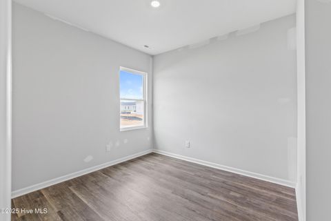 Tiny photo for 628 S Squires Run Lane, Richlands, NC 28574 (MLS # 100546413)