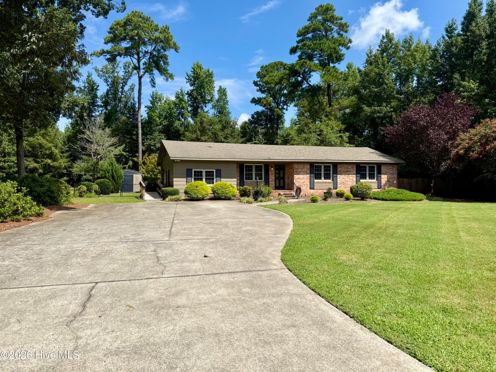 Photo of 1167 Circle Drive, Robersonville, NC 27871 (MLS # 100597041)