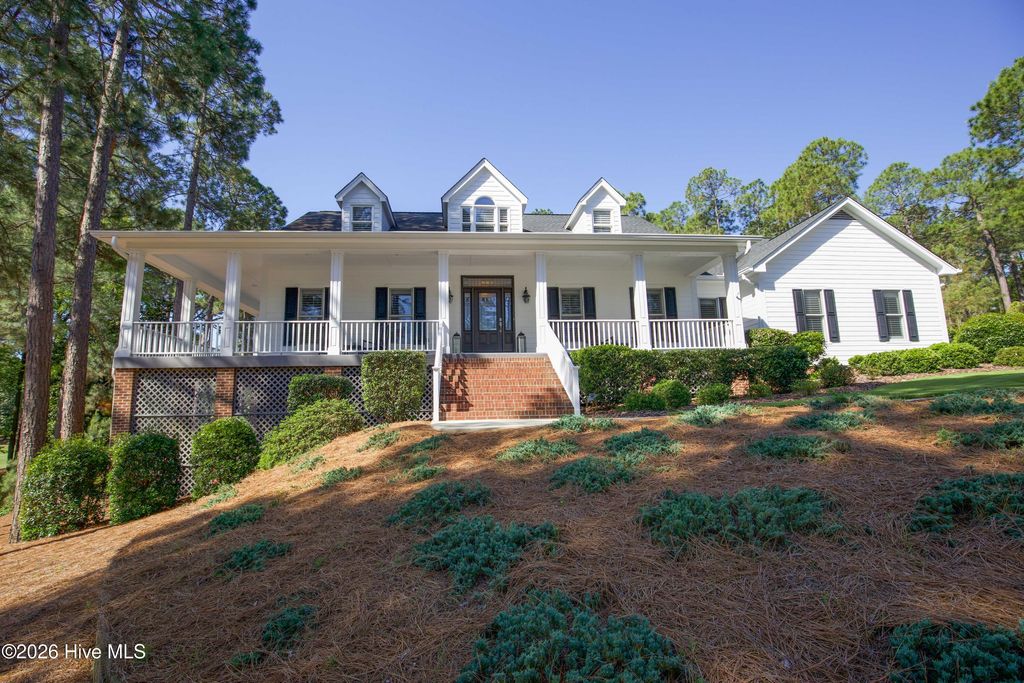 Photo of 52 Stoneykirk Drive, Pinehurst, NC 28374 (MLS # 100574773)