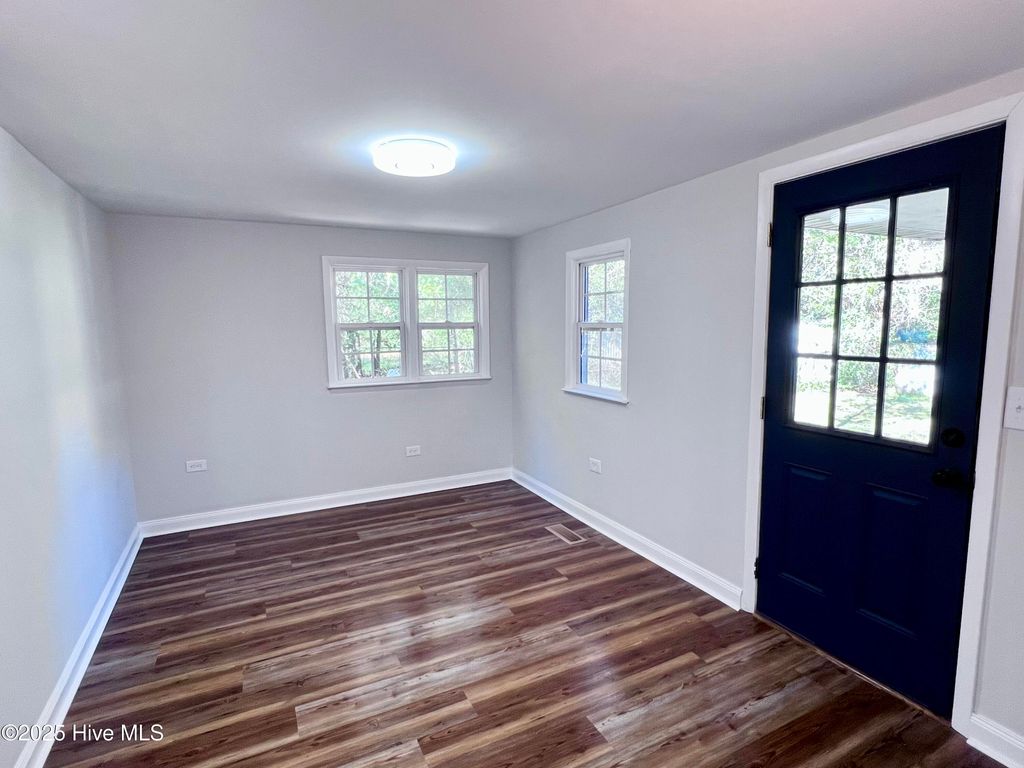 Photo of 403 N Howe Street, Southport, NC 28461 (MLS # 100540539)