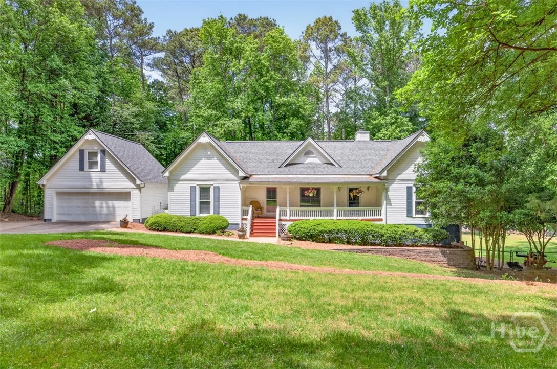 6 Adella Ln