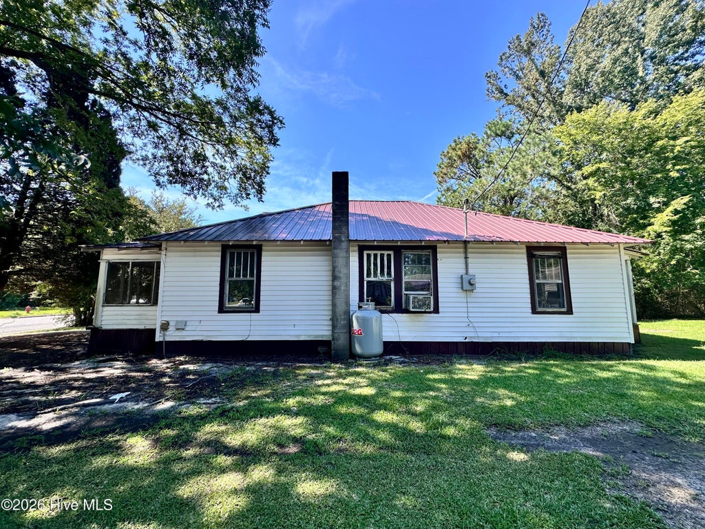 Photo of 757 Pamlico Street, Belhaven, NC 27810 (MLS # 100602601)