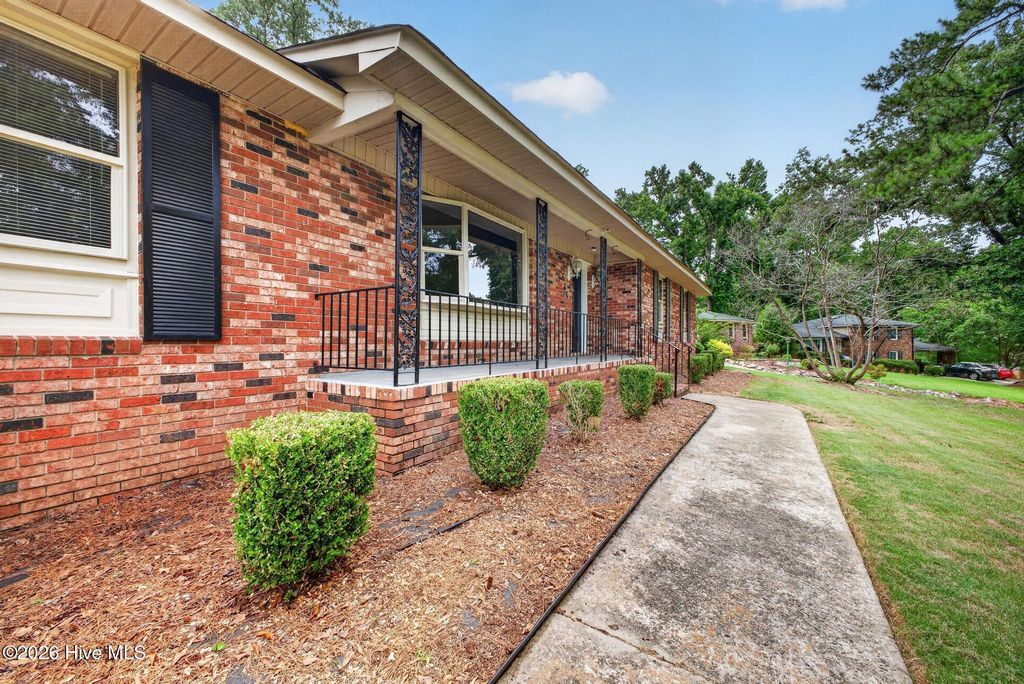 Photo of 544 Hillwood Circle, Augusta, GA 30909 (MLS # 100577582)