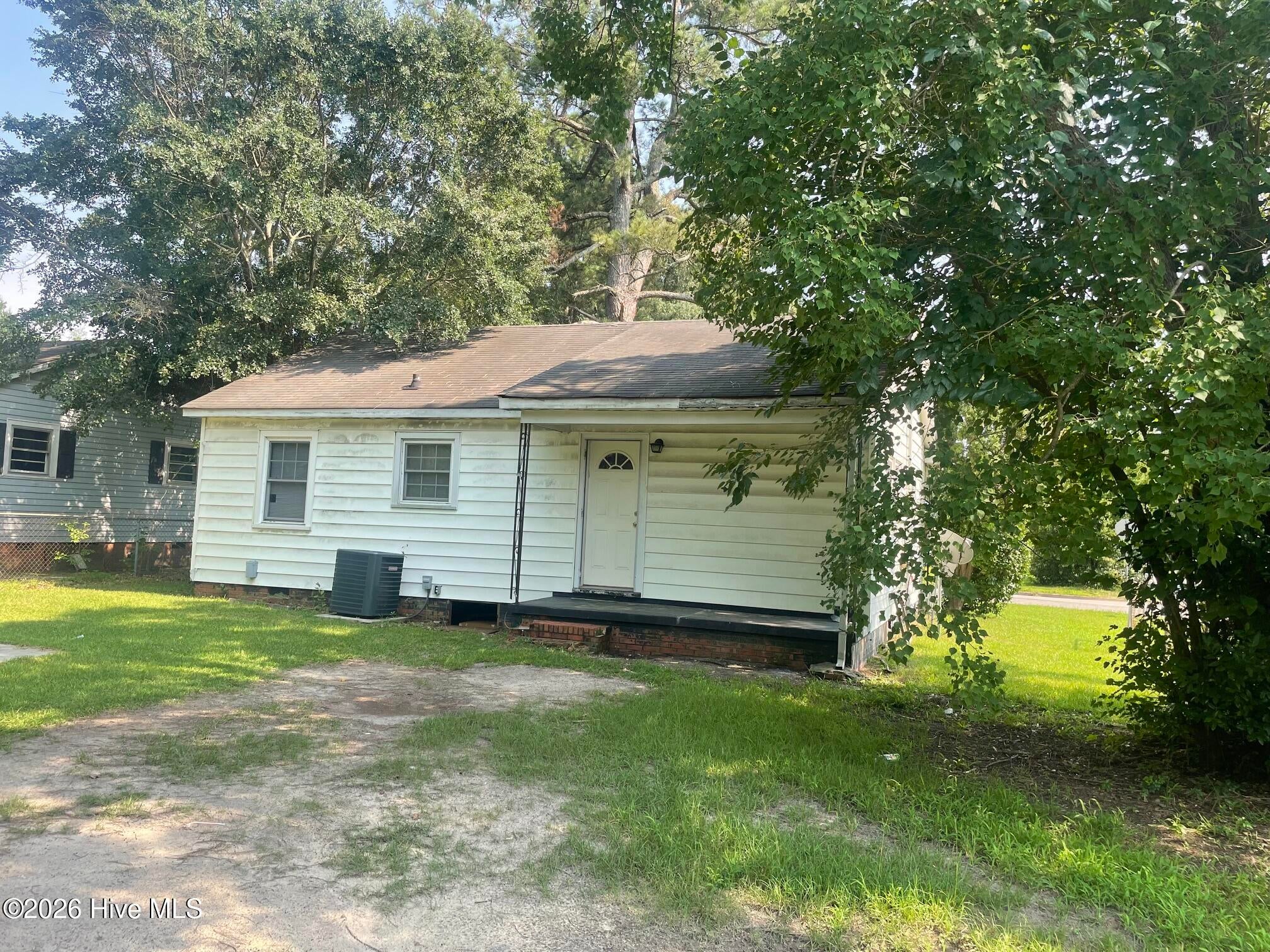 600 Dixon Street