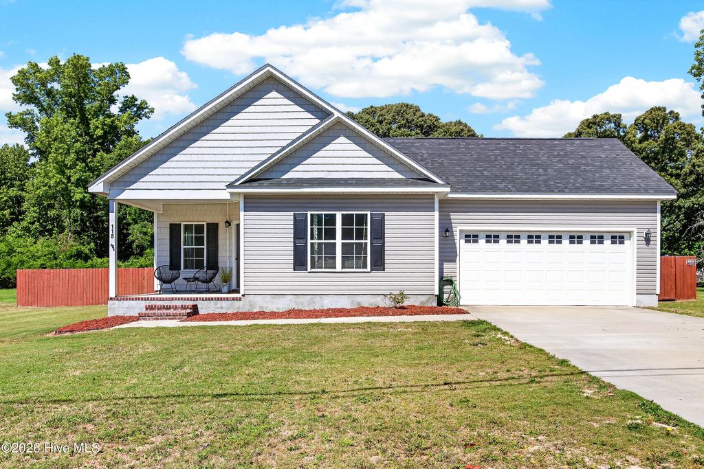 Photo of 118 Fire Tower Road, Richlands, NC 28574 (MLS # 100575365)