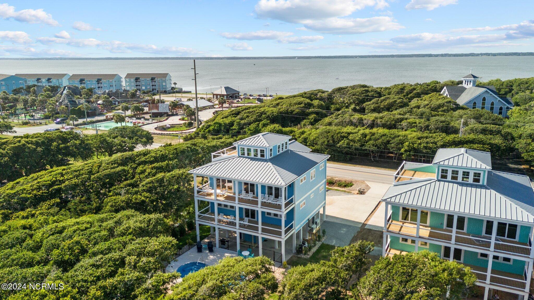 941 Salter Path Road . .